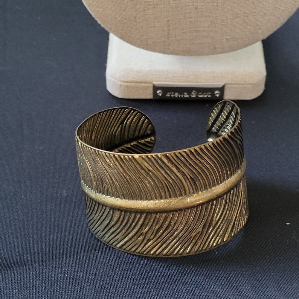 Vintage Textured Brass Feather Cuff Bracelet Wide Western Boho